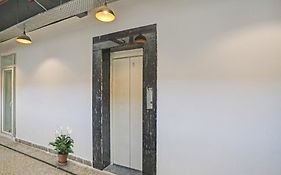 Townhouse Hotel The Rasa A Premium Park Near Onyx Mall Vasundhara